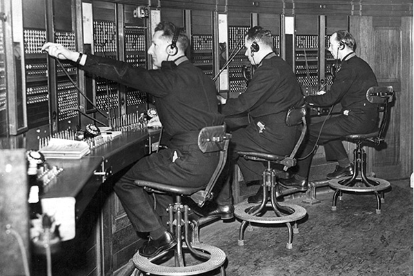 Телефонная станция 20 век